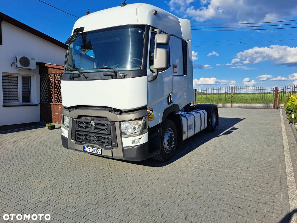 Renault T