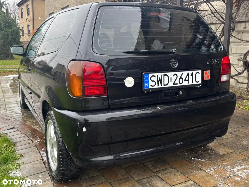 Volkswagen Polo - 4