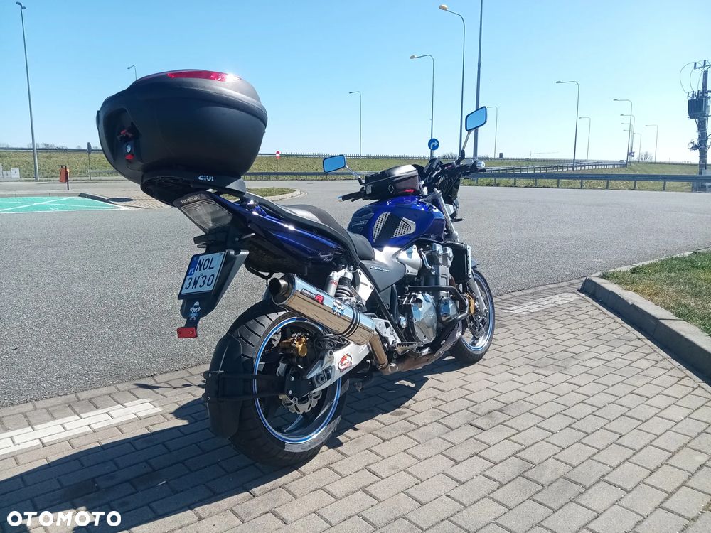 Honda CB - 4