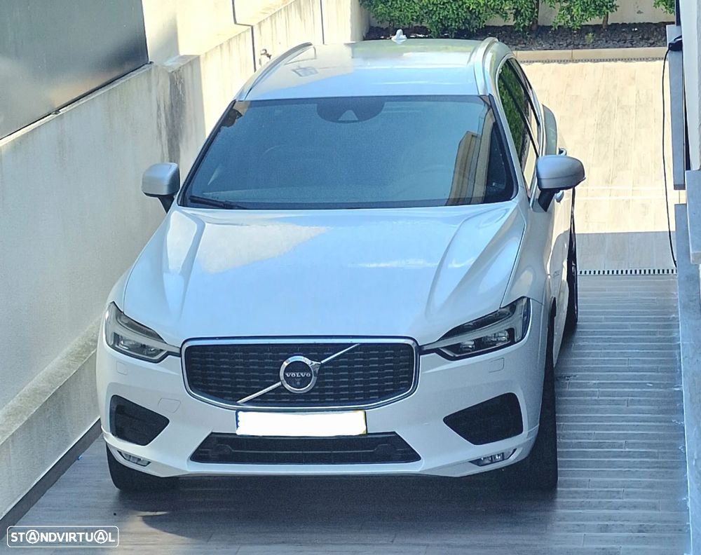 Volvo XC 60 2.0 D4 R-Design AWD Geartronic - 1