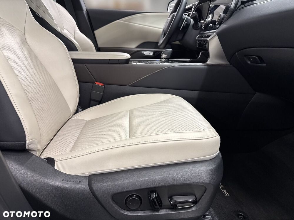 Lexus RX - 27