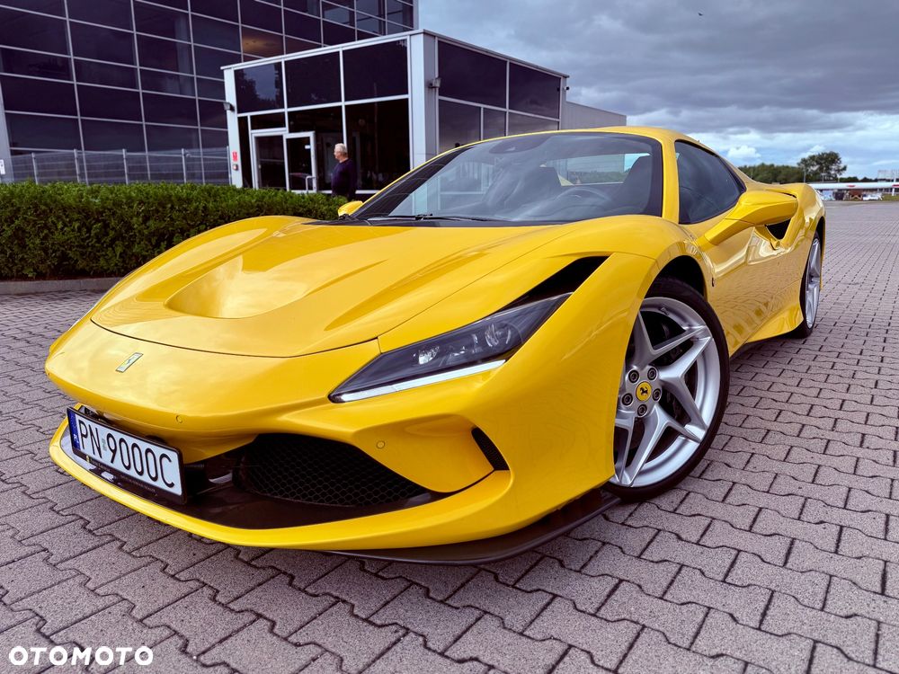 Ferrari F8 Spider - 3