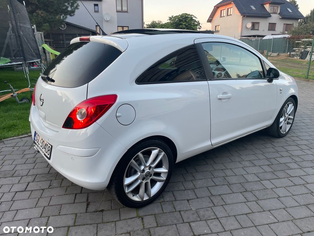 Opel Corsa 1.4 16V Satellite - 16