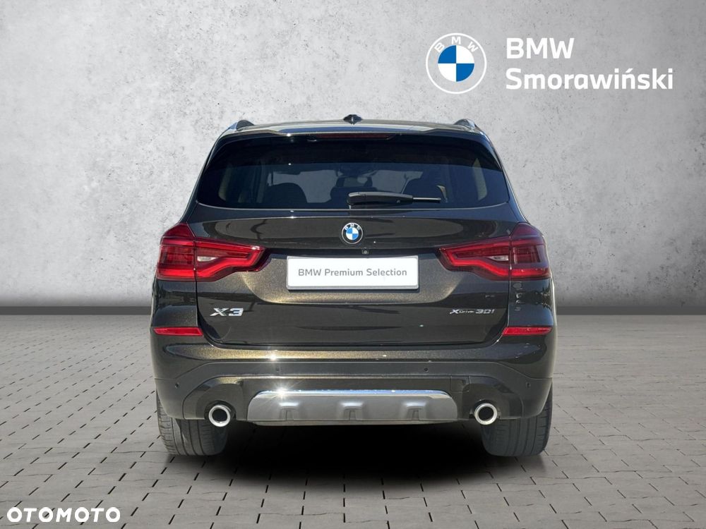 BMW X3 xDrive30i GPF Luxury Line - 4