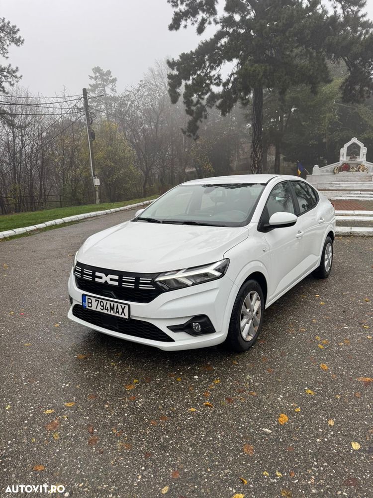 Dacia Logan TCe 90 Essential - 1