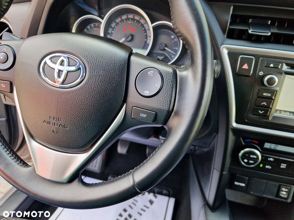 Toyota Auris 1.6 Valvematic Edition - 29
