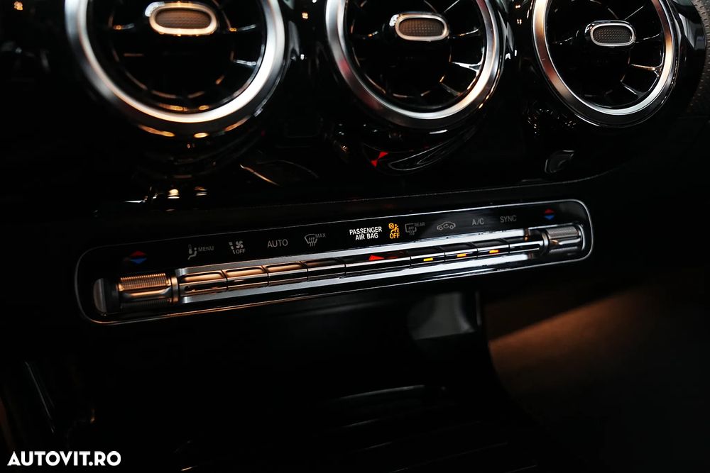 Mercedes-Benz CLA 200 7G-DCT Progressive Line Advanced - 20