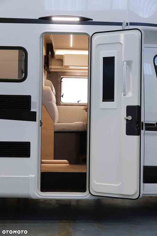 Renault Master Ahorn Camp T690 2026 r. LAIKA CARAVANS - 25
