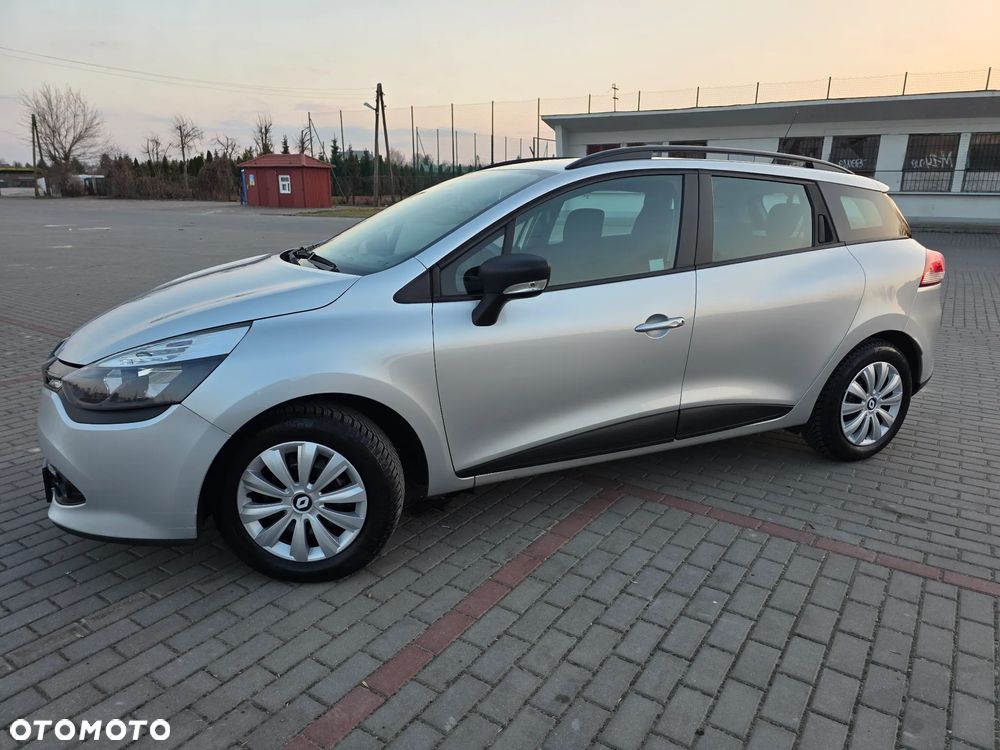Renault Clio 1.2 16V 75 Expression - 17