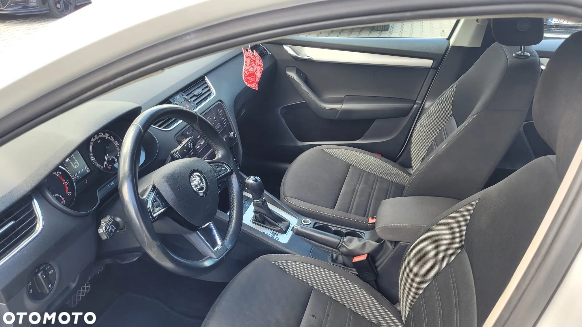 Skoda Octavia 1.5 TSI ACT Clever DSG - 12