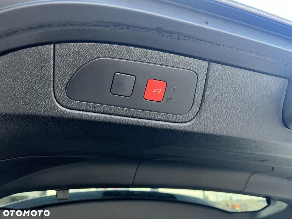 DS Automobiles DS 7 Crossback - 11