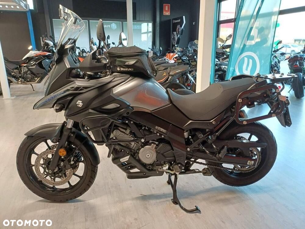 Suzuki V-STROM - 4
