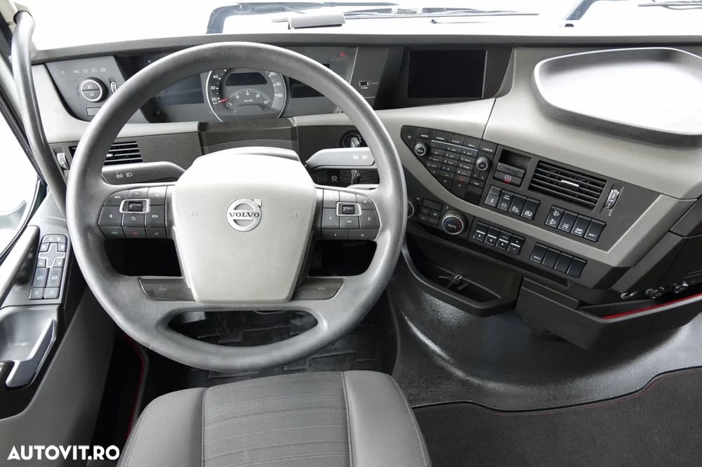Volvo FH 420 / 13 L / FULL ADR / 2017 / LOW CAB / IMPORTAT / DUPA CONTRACTUL DE SERVICE - 26