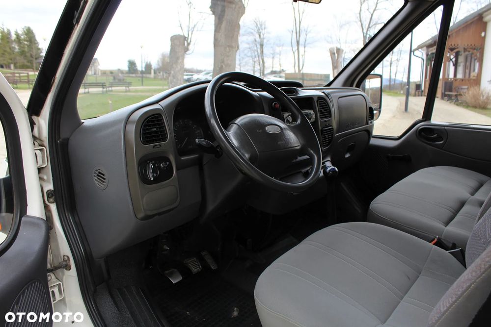 Ford Transit T350 Solidna Wywrotka Na Bliźniaku na Kat B Zdrowa Bez Grama Rdzy - 15
