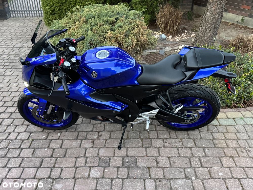 Yamaha YZF - 15