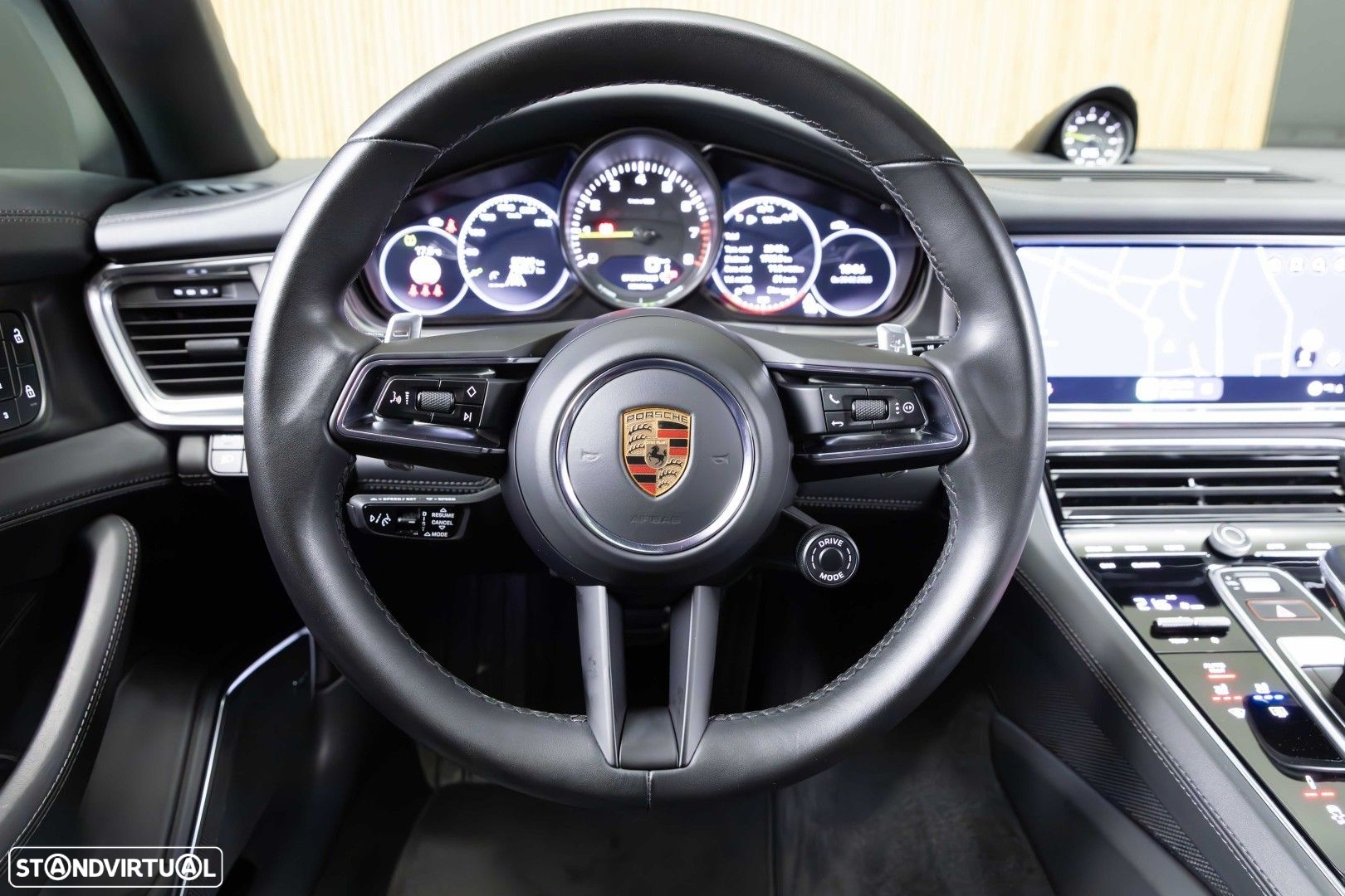 Porsche Panamera Sport Turismo 4 E-Hybrid Platinum Edition PDLS - 38