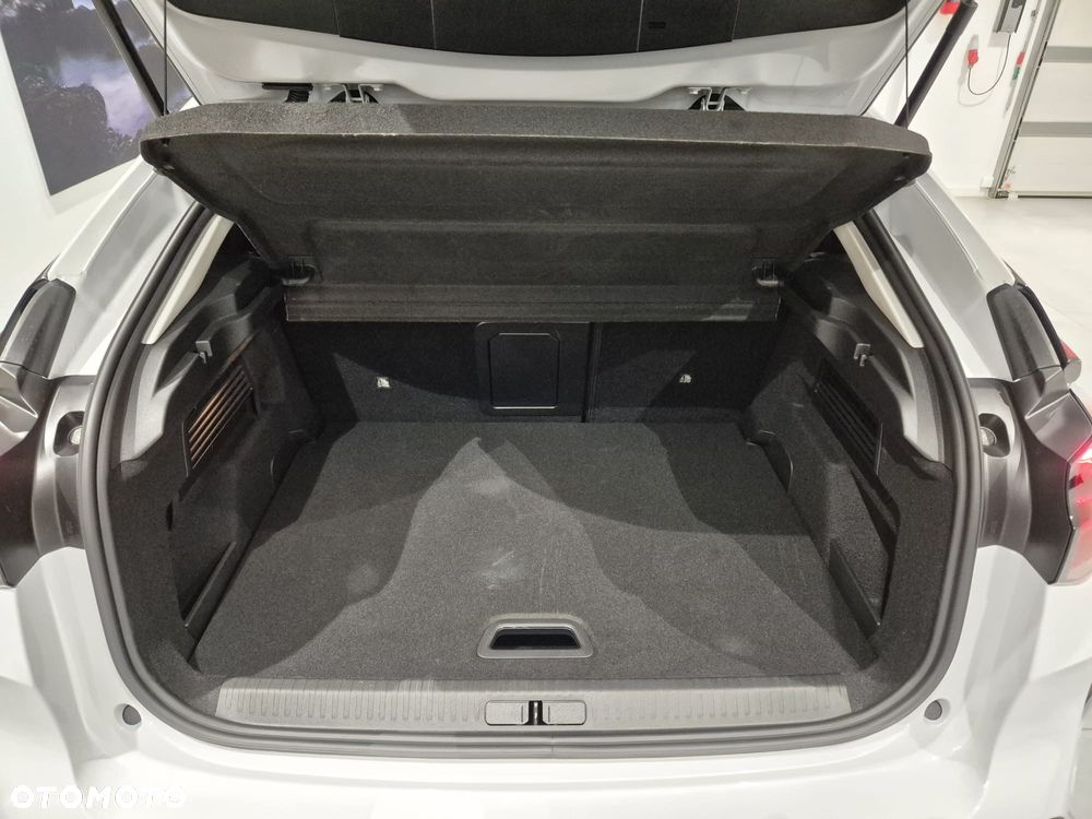 Citroën C4 1.2 PureTech Max S&S EAT8 - 10