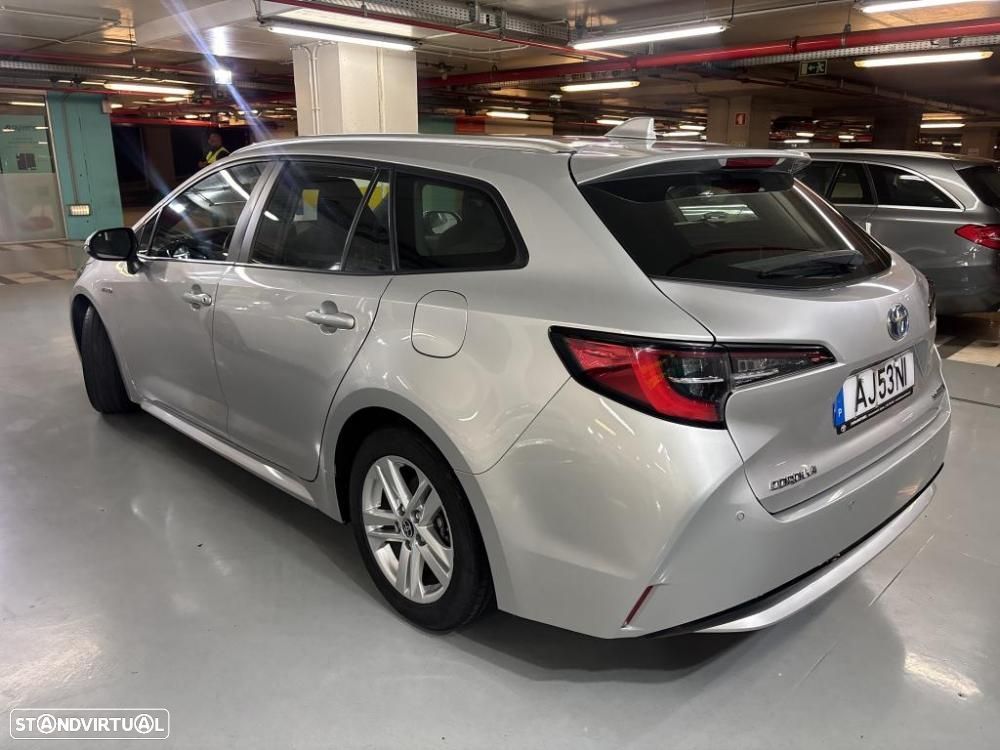 Toyota Corolla Touring Sports 1.8 Hybrid Comfort - 4