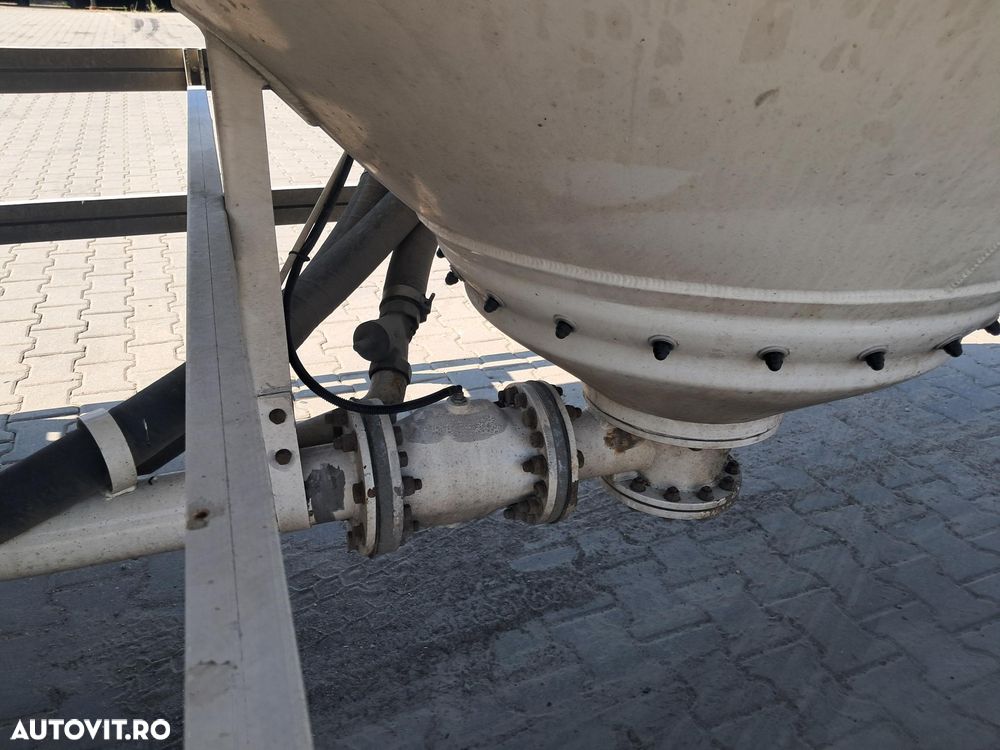 Kaessbohrer SILOLEGEND STB CT-11 - 15