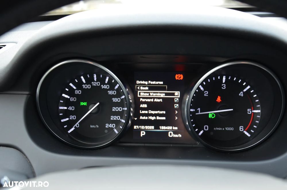 Land Rover Discovery Sport - 24