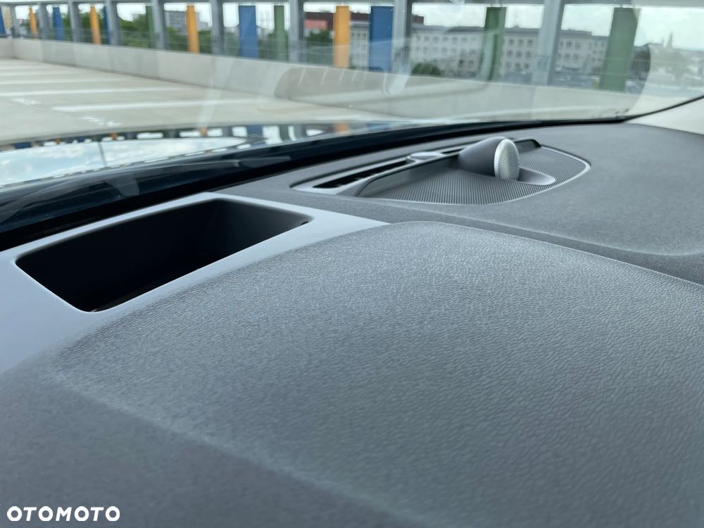 Volvo V90 Cross Country B5 D AWD Pro - 37