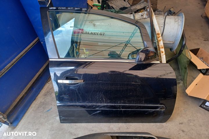 Usa fata dreapta Opel Zafira Family [facelift] [2008 - 2015] Minivan - 1