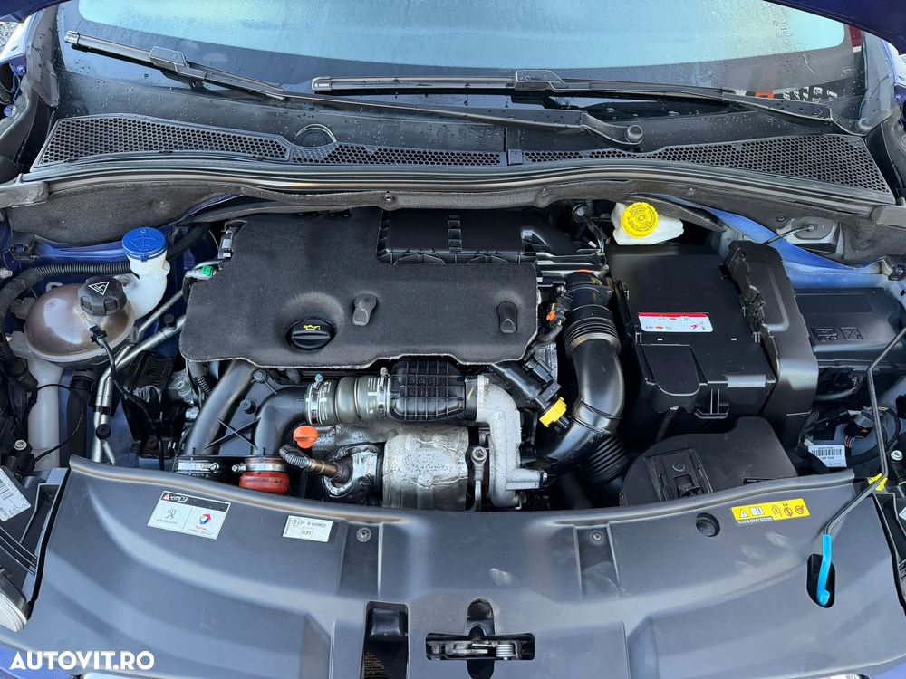 Peugeot 2008 e-HDi FAP 92 STOP & START Active - 16