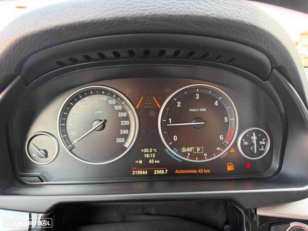 BMW X5 25 d sDrive Comfort 7L - 45