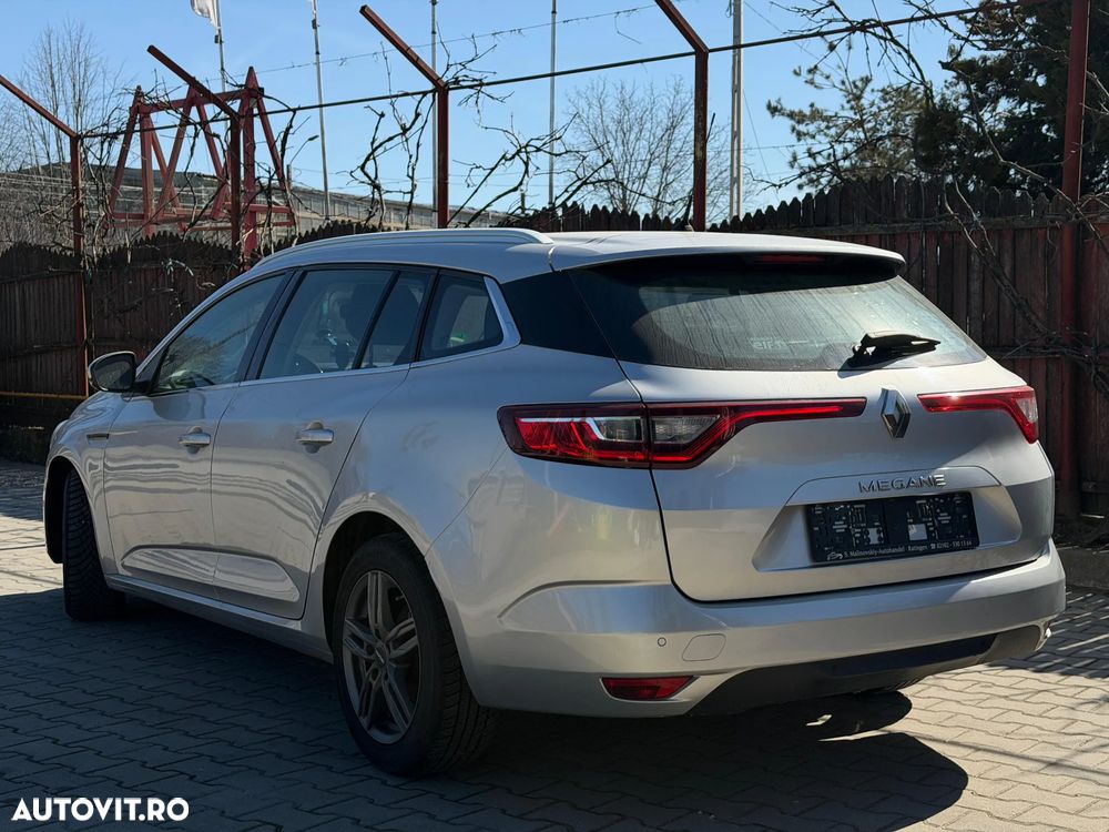 Renault Megane ENERGY dCi 110 EDC BUSINESS - 32