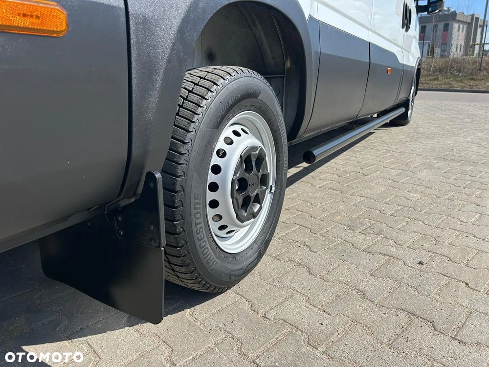 Iveco Daily - 28