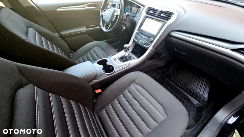 Ford Mondeo 2.0 TDCi Titanium - 19