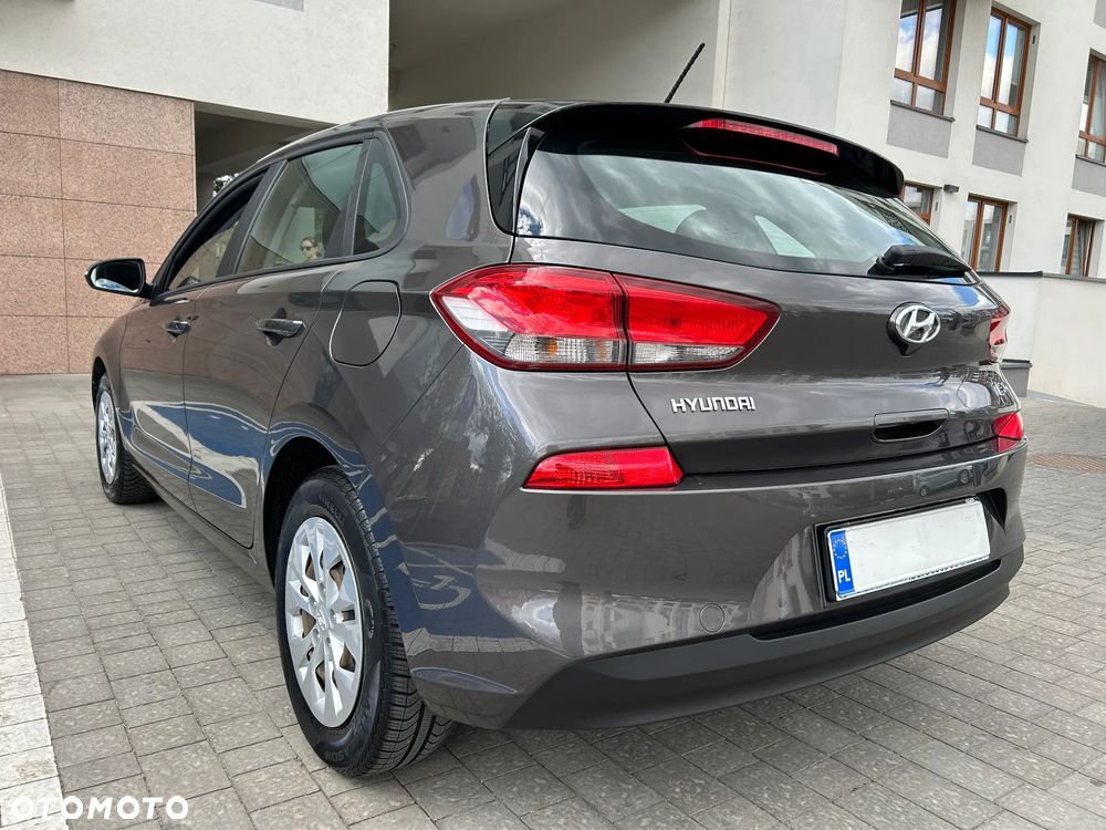 Hyundai i30 1.4 Classic + - 23
