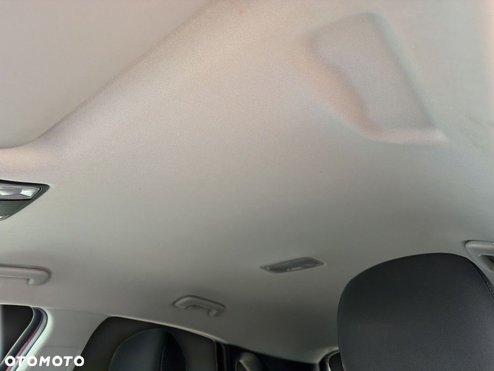 Kia Ceed - 26