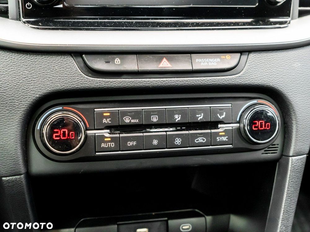 Kia Ceed 1.5 T-GDI M DCT - 24