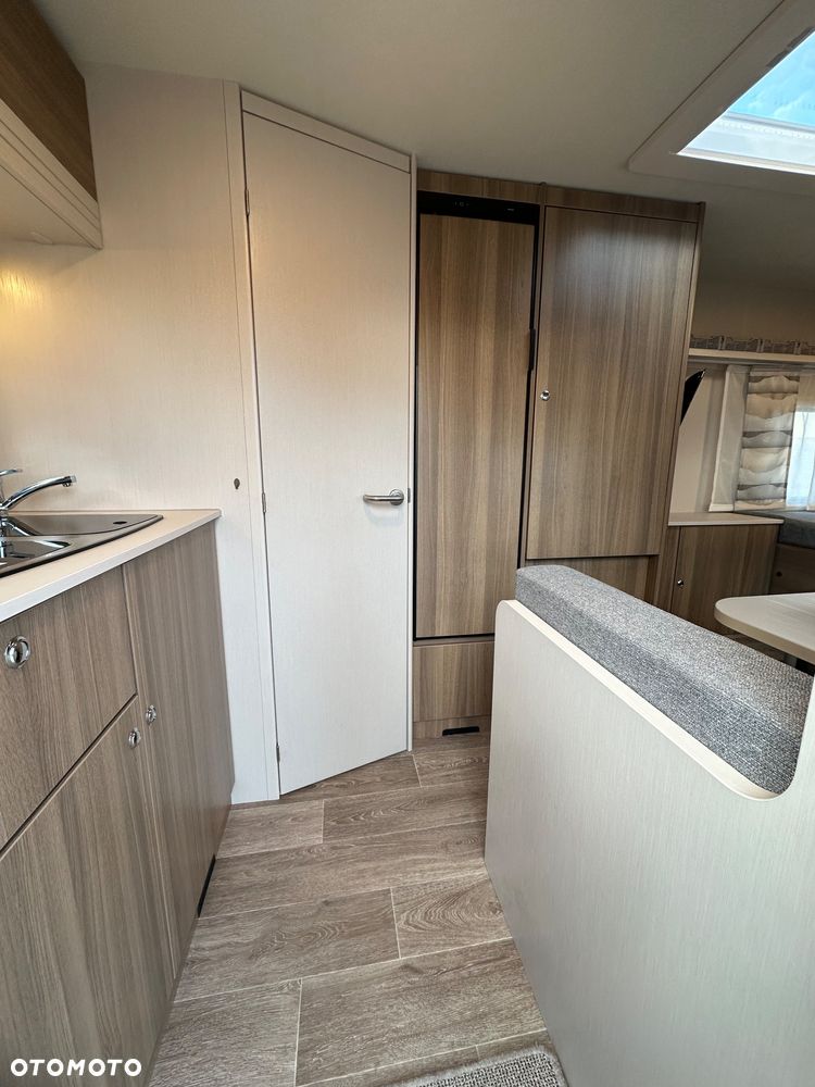 Dethleffs C joy 420 - 8
