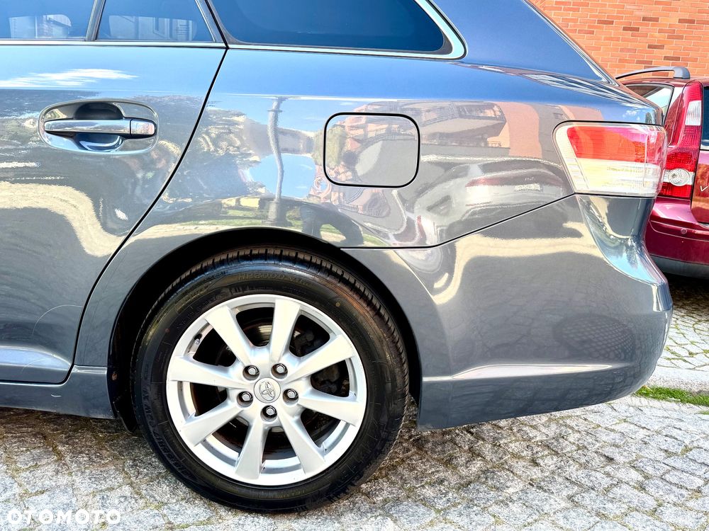 Toyota Avensis 2.0 D-4D Premium - 7