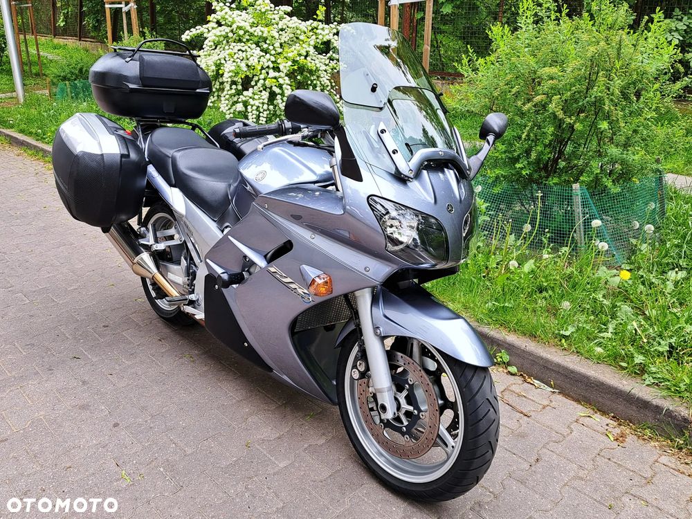 Yamaha FJR - 4