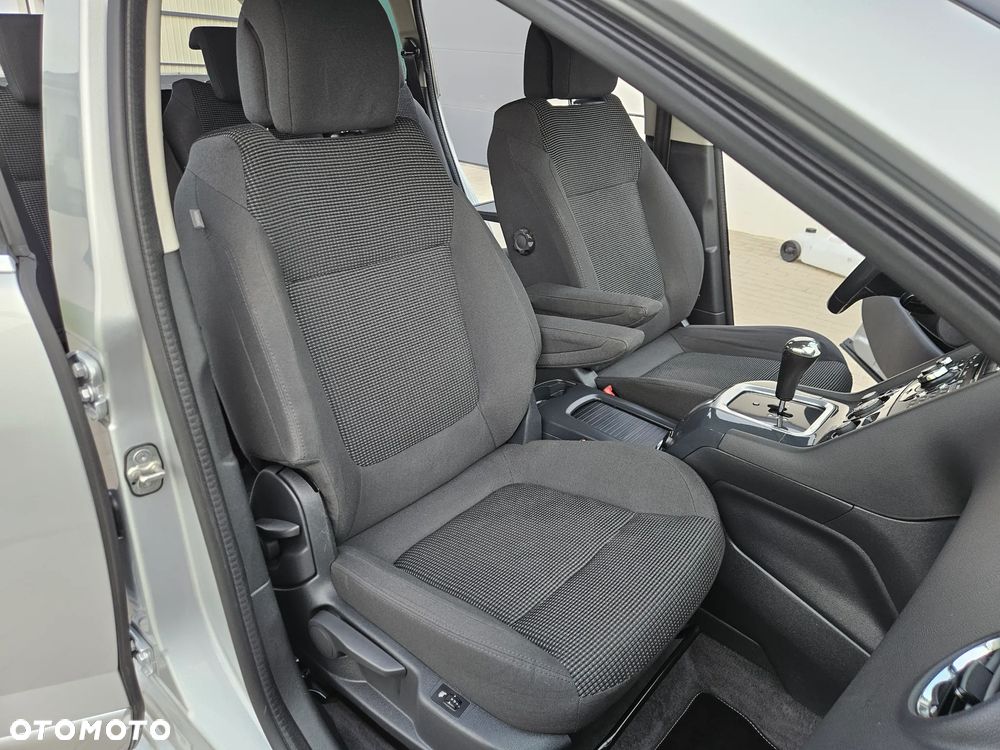Peugeot 5008 e-HDI FAP 115 EGS6 Stop&Start Allure - 16