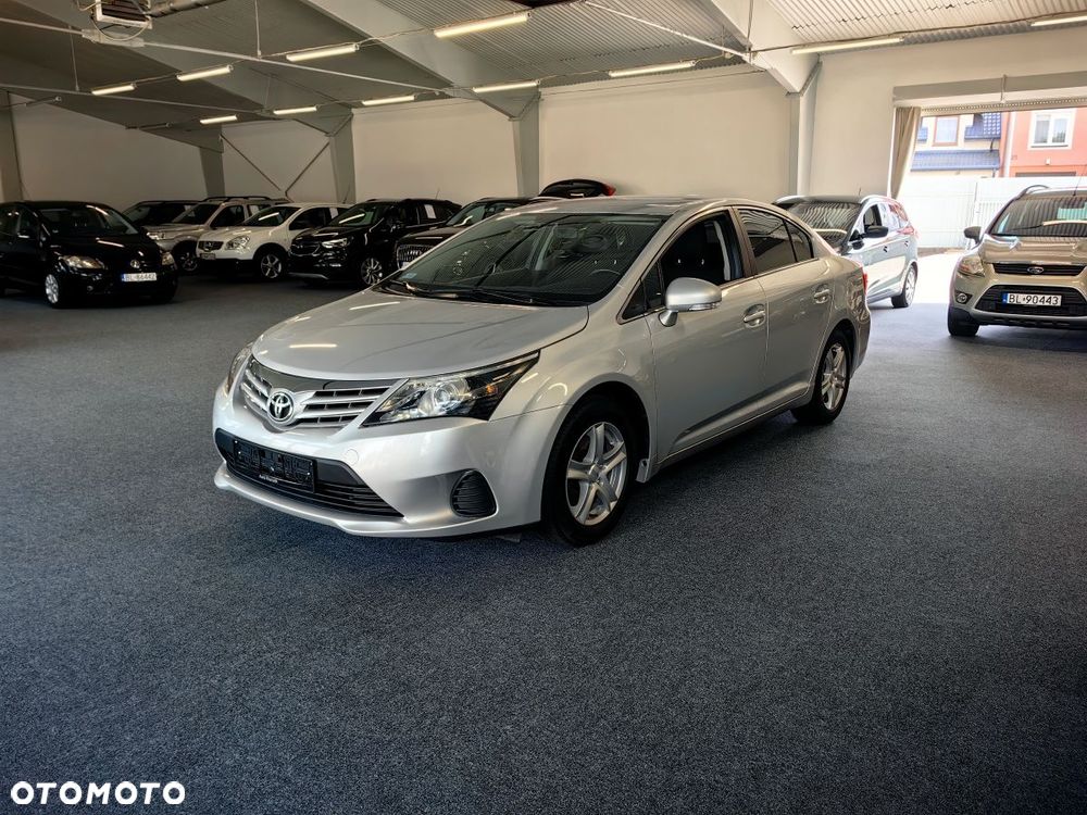 Toyota Avensis 1.8 Sol