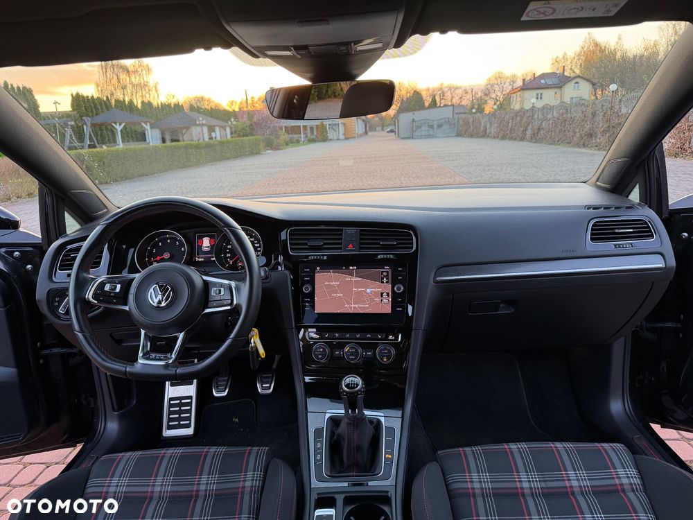 Volkswagen Golf 2.0 TSI BMT GTI Performance - 25