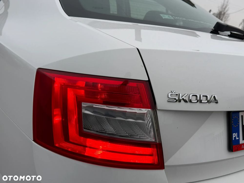Skoda Octavia 1.6 TDI Solution - 24