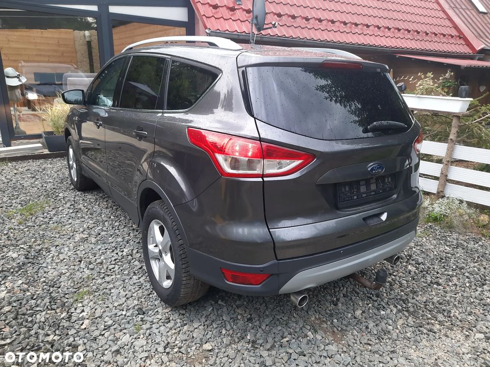 Ford Kuga 2.0 TDCi 4x4 Titanium - 6