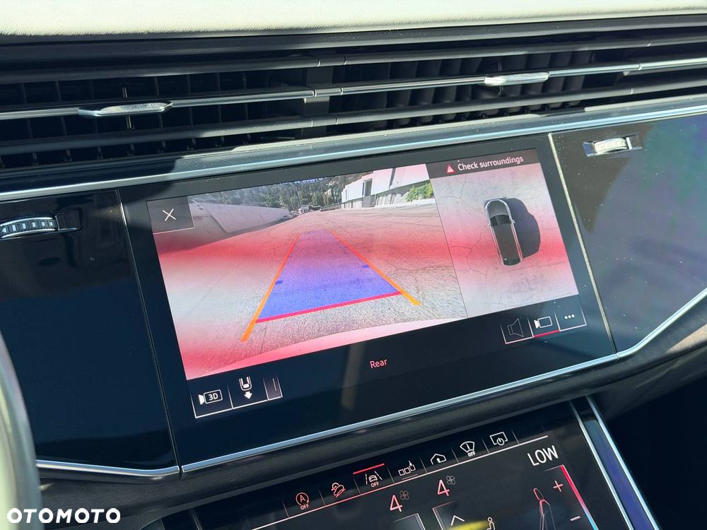 Audi Q8 55 TFSI mHEV Quattro Tiptronic - 22