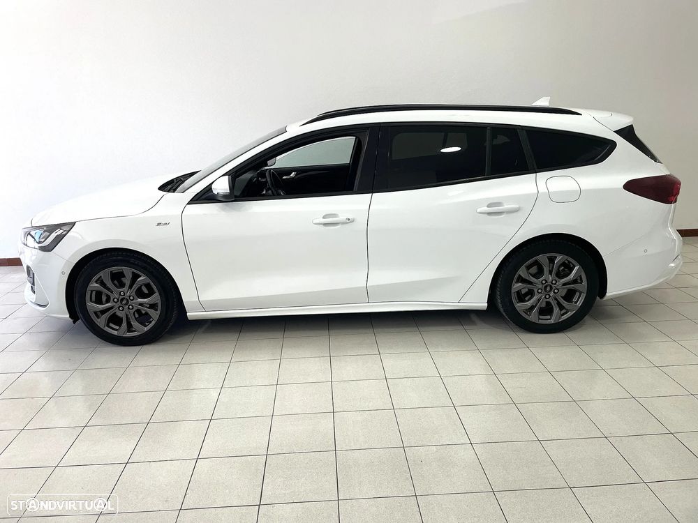 Ford Focus SW 1.5 TDCi EcoBlue ST-Line - 4