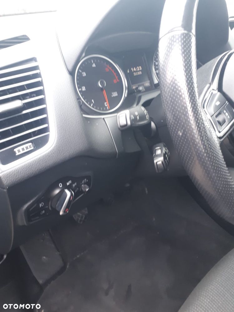 Audi Q5 2.0 TDI (clean diesel) ultra - 24