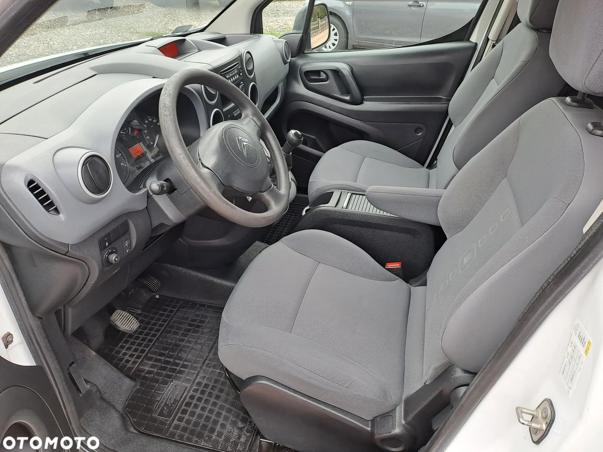 Citroën BERLINGO - 16