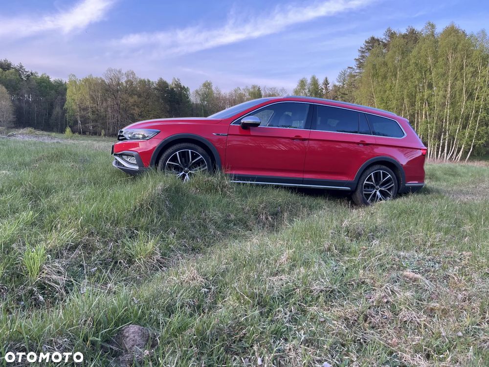 Volkswagen Passat Alltrack - 1