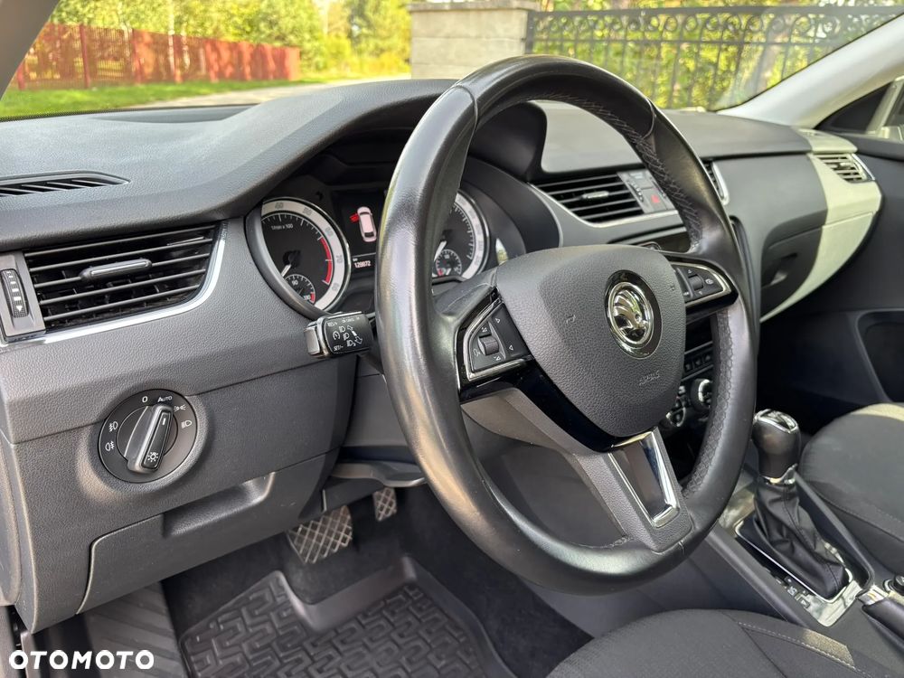 Skoda Octavia 1.5 TSI ACT Style DSG - 30