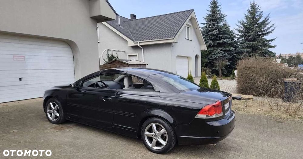 Volvo C70 - 25