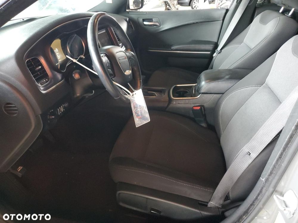Dodge Charger 3.6 GT - 7